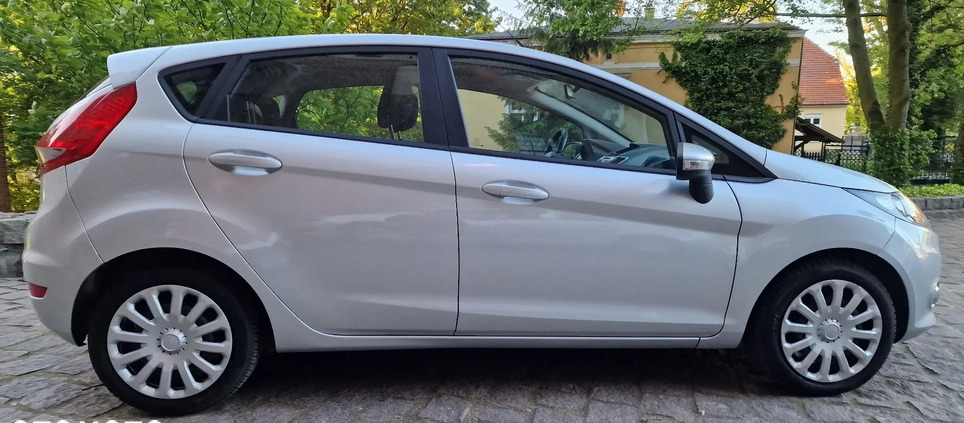 Ford Fiesta cena 19900 przebieg: 145000, rok produkcji 2012 z Wieliczka małe 466
